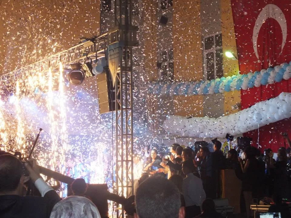 Gece Mezuniyet Töreni Işık ve Sahne Gösteri - Mezuniyet Organizasyonu