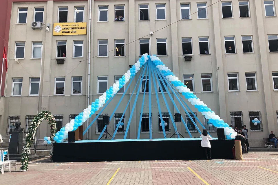 Mezuniyet Balon Kemer Suslemesi - Mezuniyet Organizasyonu