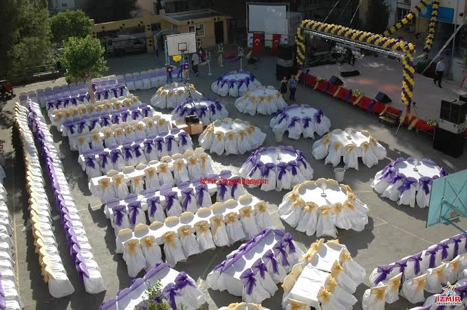 Mezuniyet Töreni Mor Sandalye Düzeni - Mezuniyet Organizasyonu