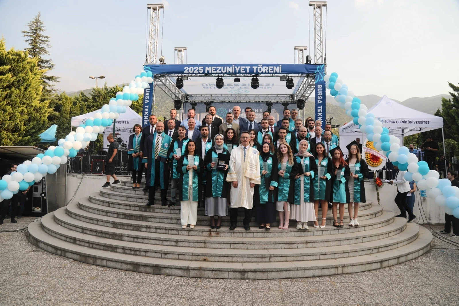 Universite Mezuniyet Toplu Kutlama Fotografi - Mezuniyet Organizasyonu