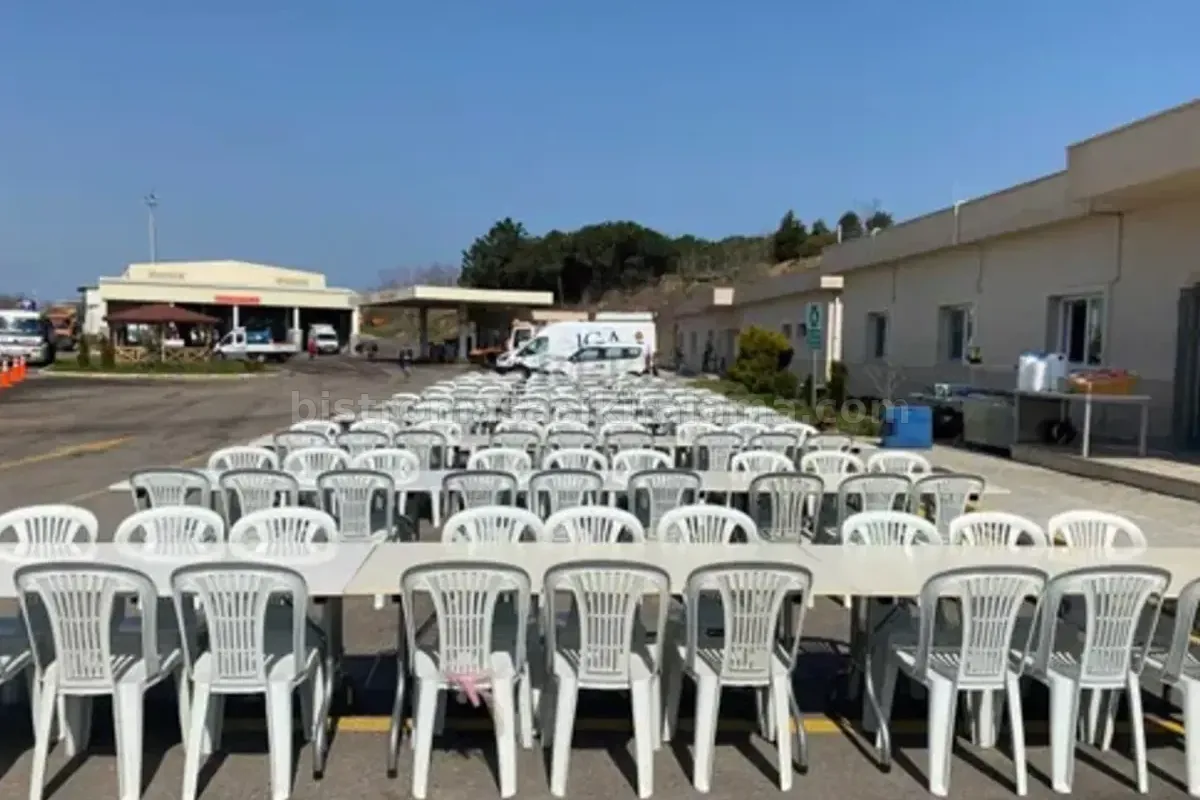 Beyaz Plastik Sandalye Kiralama