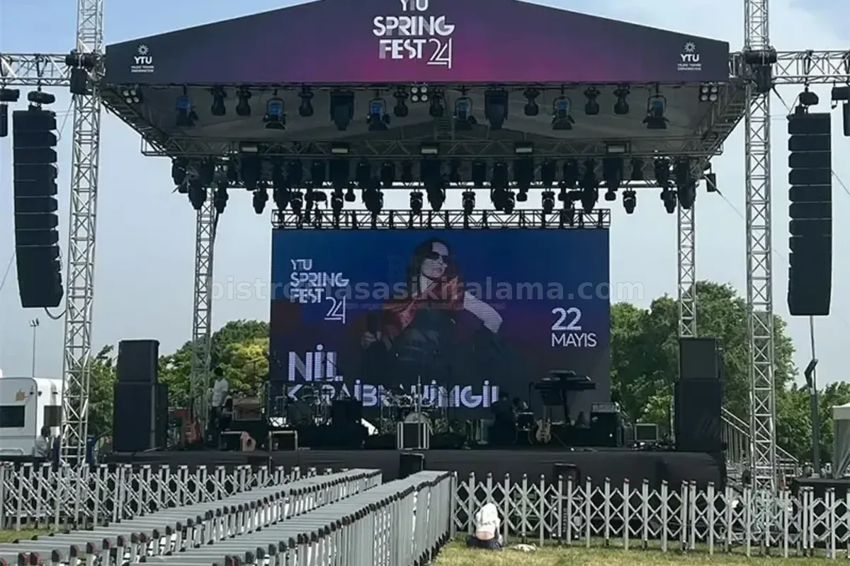 Açık Hava Konser Sahnesi Kiralama